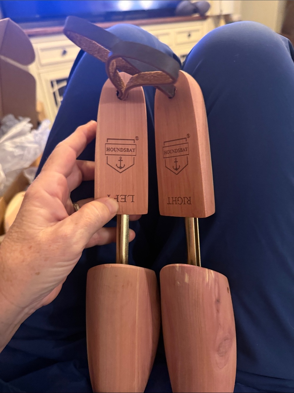 Cedar Shoe Trees in Natural Reddish Cedar - Left & Right